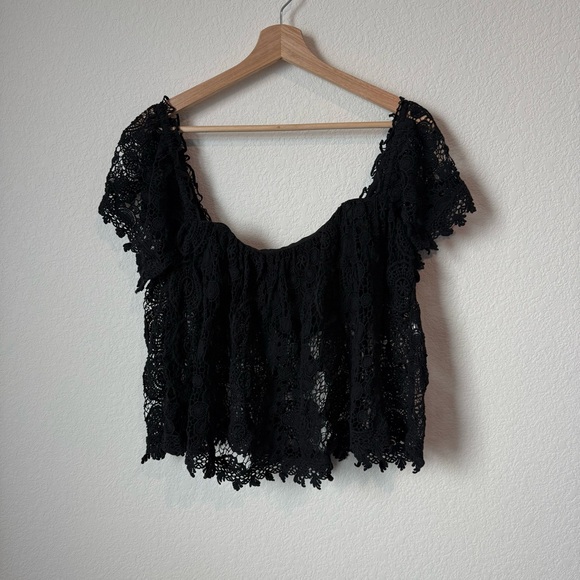 Tularosa X Revolve Amelia Crochet Top - Picture 3 of 8